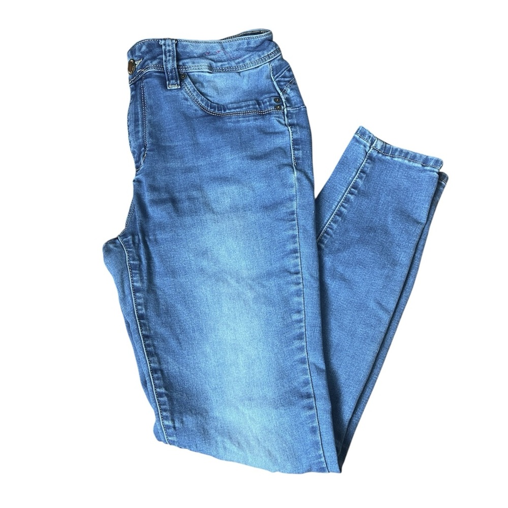 YMI WannaBettaButt? Women’s Vibrant Blue Skinny Jeans